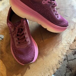 REVITALIGN Women's Athletic Shoes in Maroon and Pink